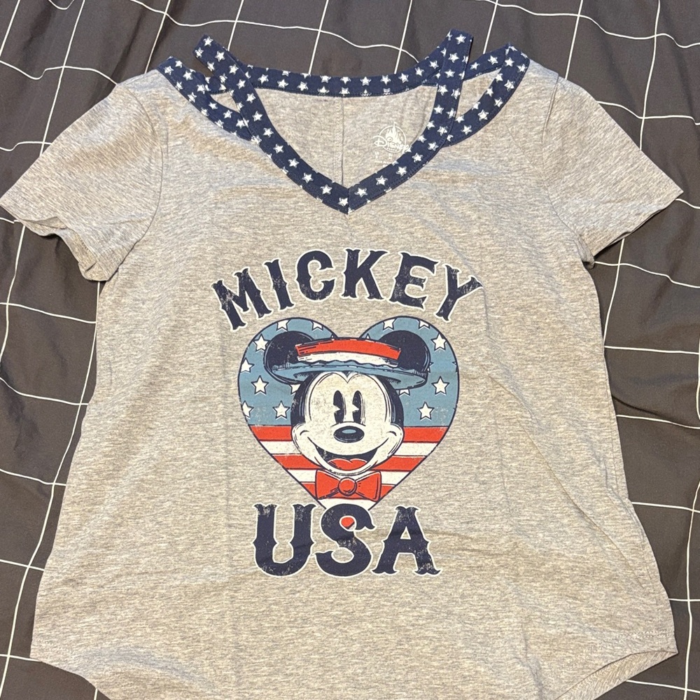 Disney Gray Mickey USA Short Sleeve Tee